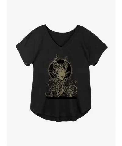 Crazy Deals Disney Sleeping Beauty Maleficent Spinwheel Girls Plus Size T-Shirt $11.56 T-Shirts